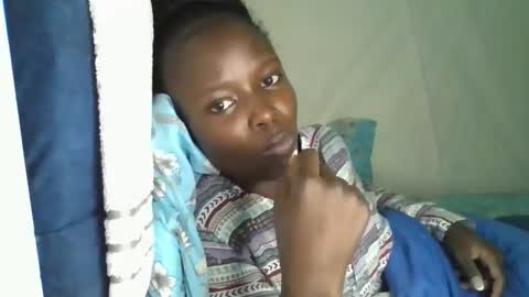 pretty_petite_ebony online show from 03/16/26, 01:33