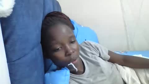 Snapshot of pretty_petite_ebony chatting on 05/04/26, 11:12 pretty_petite_ebony online show from 05/04/26, 11:12