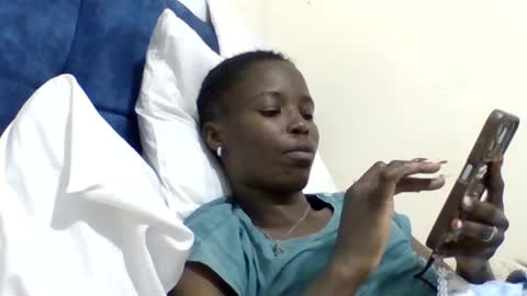 Snapshot of pretty_petite_ebony chatting on 07/24/26, 09:13 pretty_petite_ebony online show from 07/24/26, 09:13