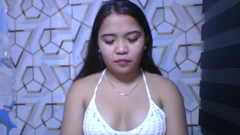 Snapshot of pretty_pharsa chatting on 07/15/26, 06:13 pretty_pharsa online show from 07/15/26, 06:13
