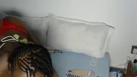 Snapshot of pretty_queennie chatting on 02/04/26, 04:13 Pretty doll online show from 02/04/26, 04:13