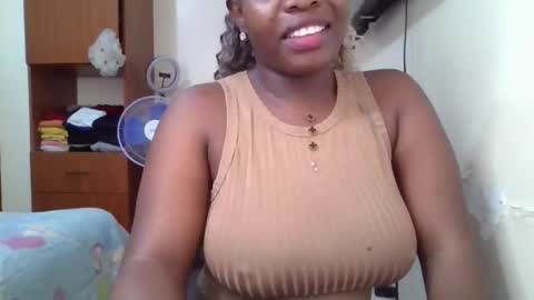 pretty_shila online show from 05/17/26, 12:45