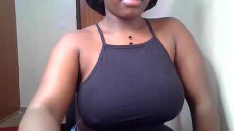 pretty_shila online show from 05/26/26, 12:01