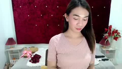 Snapshot of prettyakhira chatting on 10/10/25, 06:56 prettyakhira online show from 10/10/25, 06:56