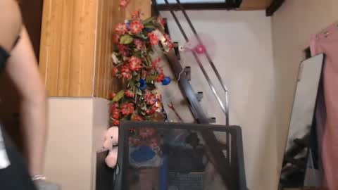 Snapshot of prettyallison_29 chatting on 03/28/26, 04:39 prettyallison_29 online show from 03/28/26, 04:39