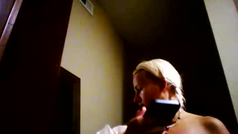 Missy  Jack online show from 11/16/25, 11:32