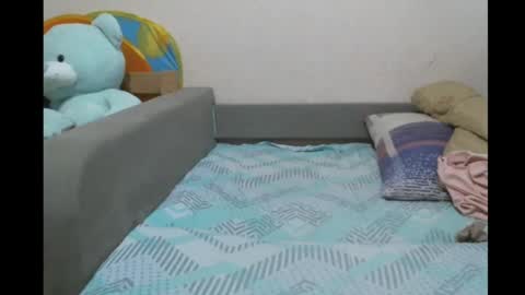 Snapshot of prettybella_7 chatting on 01/15/25, 12:47 Bella online show from 01/15/25, 12:47