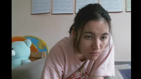 Snapshot of prettybella_7 chatting on 01/31/25, 08:11 Bella online show from 01/31/25, 08:11