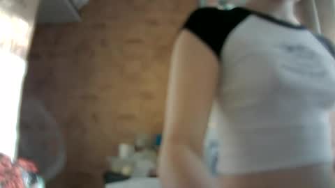 Bella online show from 03/22/26, 04:05