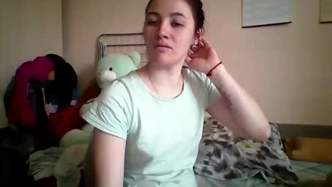 Bella online show from 04/16/26, 08:26