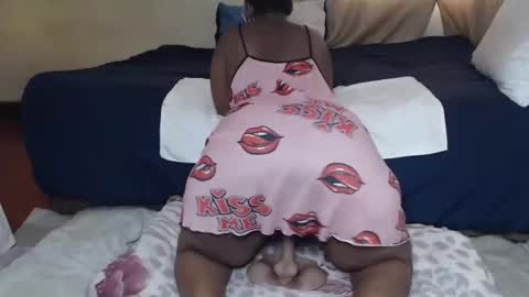 Cindy online show from 05/19/26, 07:04