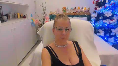 wilma online show from 12/13/25, 09:20