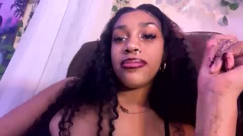 prettyblackgal online show from 12/03/25, 07:49