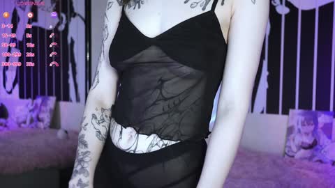 Violet online show from 02/05/25, 01:04