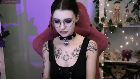 Violet online show from 01/15/26, 08:01