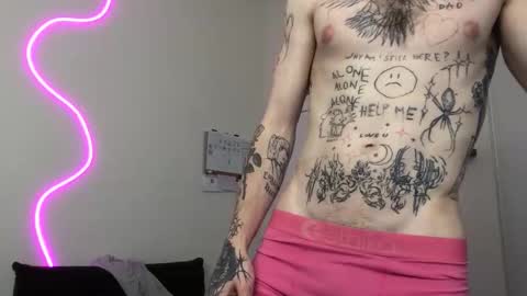 pretty boy online show from 12/16/25, 03:00