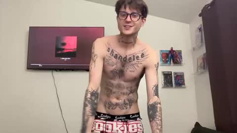 pretty boy online show from 02/21/26, 01:39