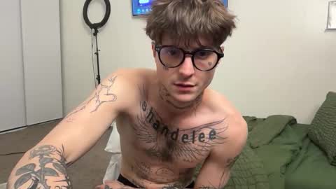 pretty boy online show from 03/08/26, 02:04