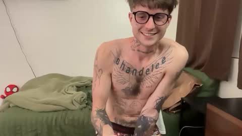 pretty boy online show from 03/28/26, 04:23