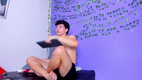 Enzo  Denis online show from 02/01/25, 10:44