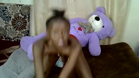 Bunny online show from 11/19/25, 10:43