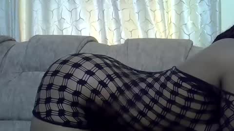 Snapshot of prettycandy4 chatting on 10/31/25, 04:57 prettycandy4 online show from 10/31/25, 04:57