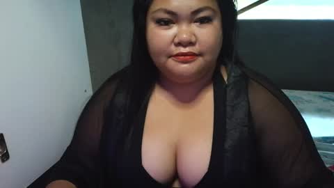 Snapshot of prettycarla_ chatting on 05/28/26, 11:24 prettycarla online show from 05/28/26, 11:24