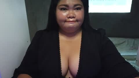 Snapshot of prettycarla_ chatting on 06/14/26, 02:24 prettycarla online show from 06/14/26, 02:24