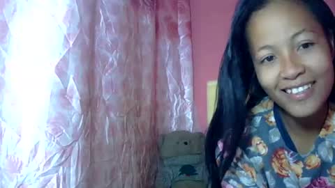 Snapshot of prettychoux chatting on 07/20/26, 05:44 prettychoux online show from 07/20/26, 05:44