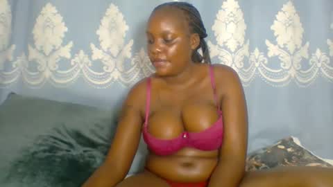 SHANIA online show from 12/23/25, 08:45