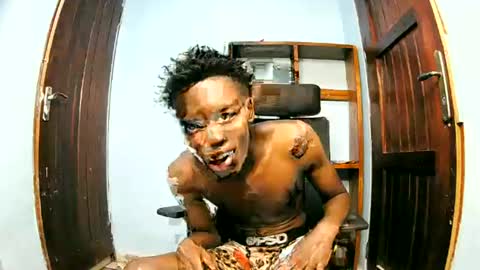 Snapshot of prettydick256 chatting on 06/20/26, 11:40 prettydick256 online show from 06/20/26, 11:40
