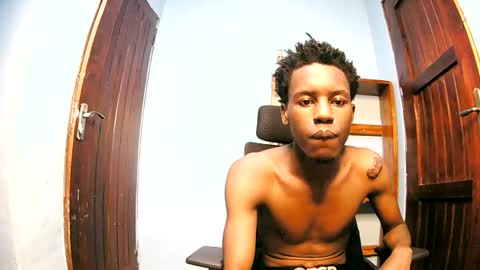 Snapshot of prettydick256 chatting on 06/21/26, 04:31 prettydick256 online show from 06/21/26, 04:31