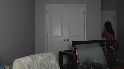 Snapshot of prettygirll23 chatting on 04/03/26, 11:58 prettygirllltorii online show from 04/03/26, 11:58
