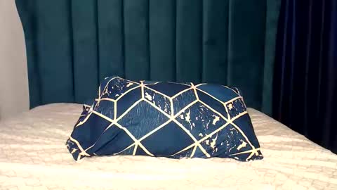 Snapshot of prettygoddess1 chatting on 11/01/25, 06:48 Mary online show from 11/01/25, 06:48