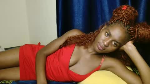 Snapshot of prettygoddess1 chatting on 05/12/26, 05:04 Mary online show from 05/12/26, 05:04