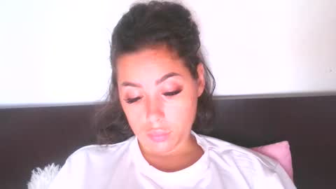 prettyjulliette online show from 09/19/25, 03:02