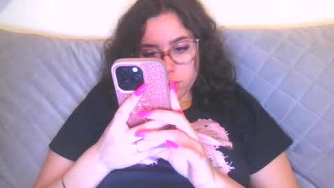 prettyjulliette online show from 12/20/25, 02:57