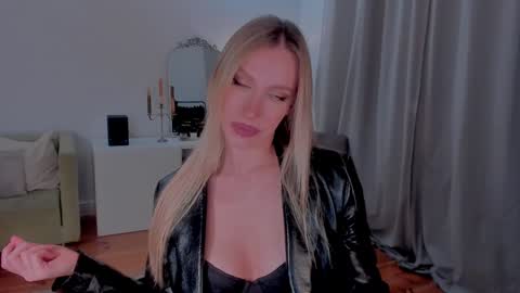 Snapshot of prettyk1ller chatting on 12/07/24, 11:12 Eva online show from 12/07/24, 11:12