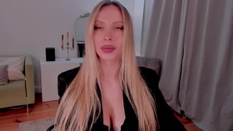 Snapshot of prettyk1ller chatting on 01/17/25, 12:53 Eva online show from 01/17/25, 12:53