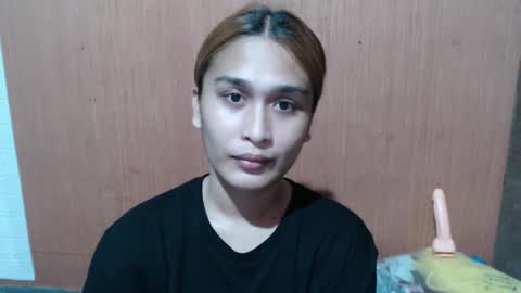 Snapshot of prettykate_04 chatting on 01/19/25, 06:00 Kate online show from 01/19/25, 06:00