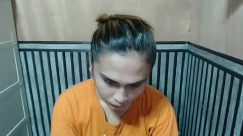 Snapshot of prettykate_04 chatting on 10/20/25, 02:23 Kate online show from 10/20/25, 02:23