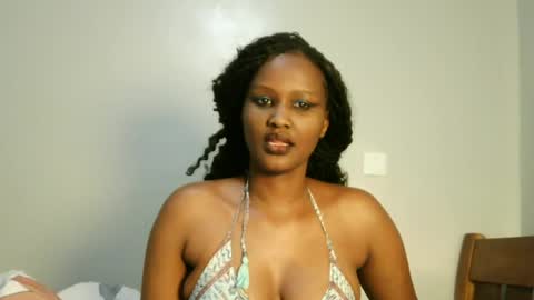 Snapshot of prettykeilaa chatting on 07/13/26, 03:37 prettykeilaa online show from 07/13/26, 03:37