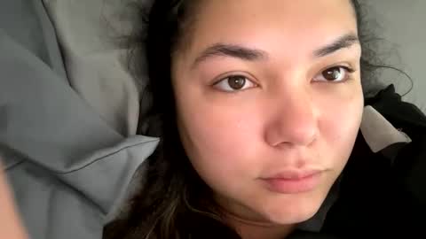 prettylatinamomma01 online show from 11/28/25, 03:58