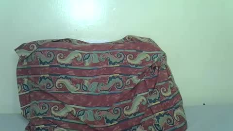 LILIAN online show from 10/18/25, 09:32