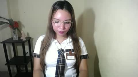 Snapshot of prettylovebarbieintownxx chatting on 02/08/26, 01:47 prettylovebarbieintownxx online show from 02/08/26, 01:47