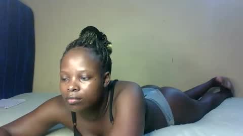 Melly online show from 12/05/25, 02:20