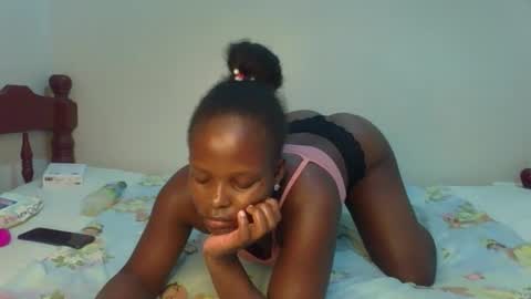 Snapshot of prettymelly_ chatting on 05/31/26, 06:09 Melly online show from 05/31/26, 06:09