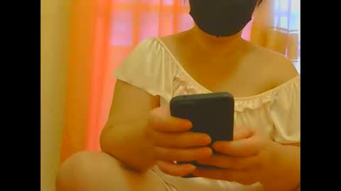 Nhing online show from 11/16/25, 01:44