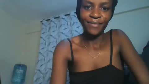 prettypussy_24 online show from 05/25/26, 09:21