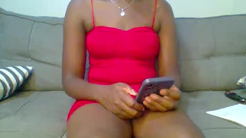 Snapshot of prettyqueen254 chatting on 01/14/25, 10:44 pretty queen online show from 01/14/25, 10:44